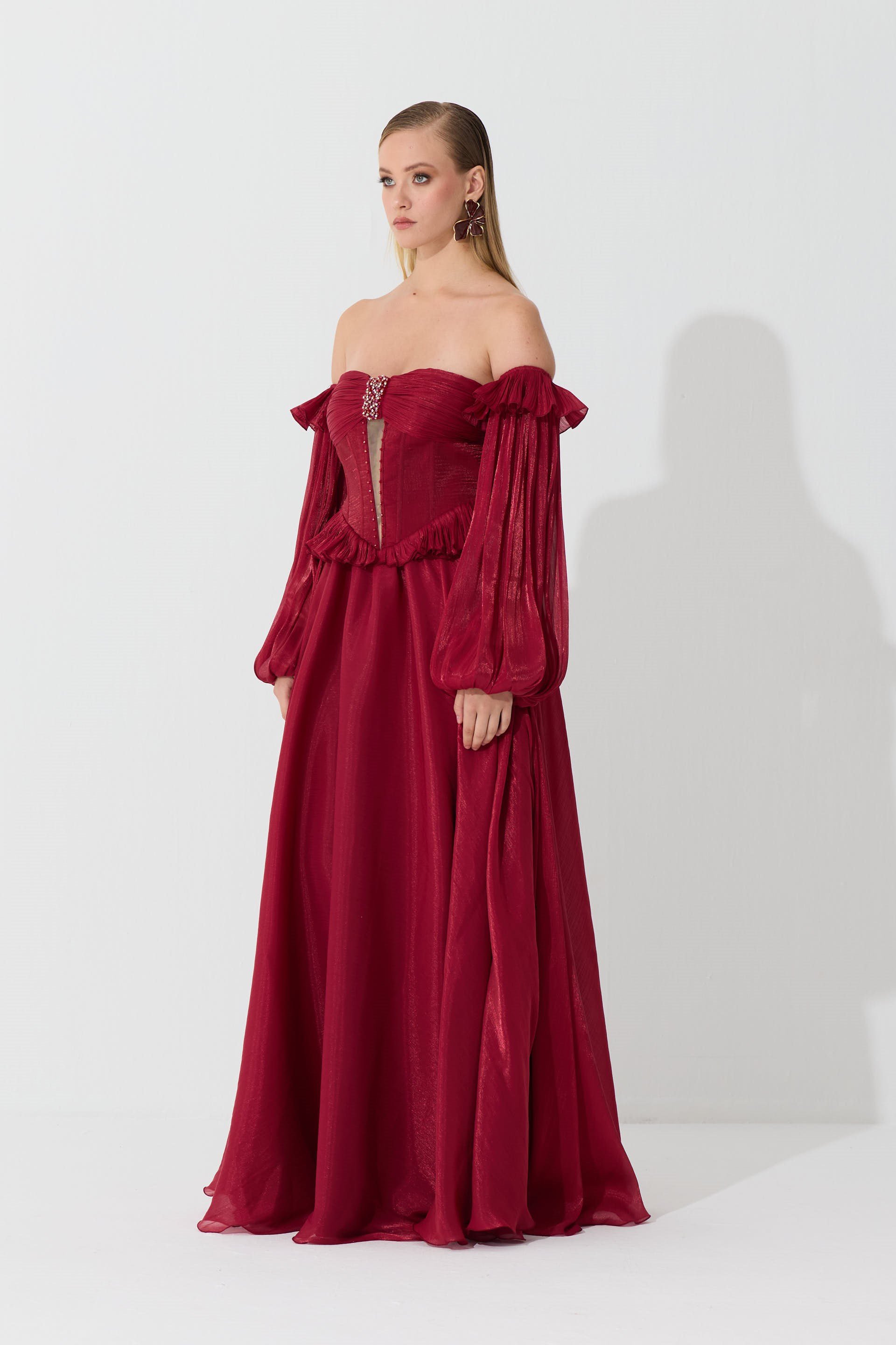58740-3CARMENCarmen Bordo Straplez Taş Detaylı Organze Abiye Elbise