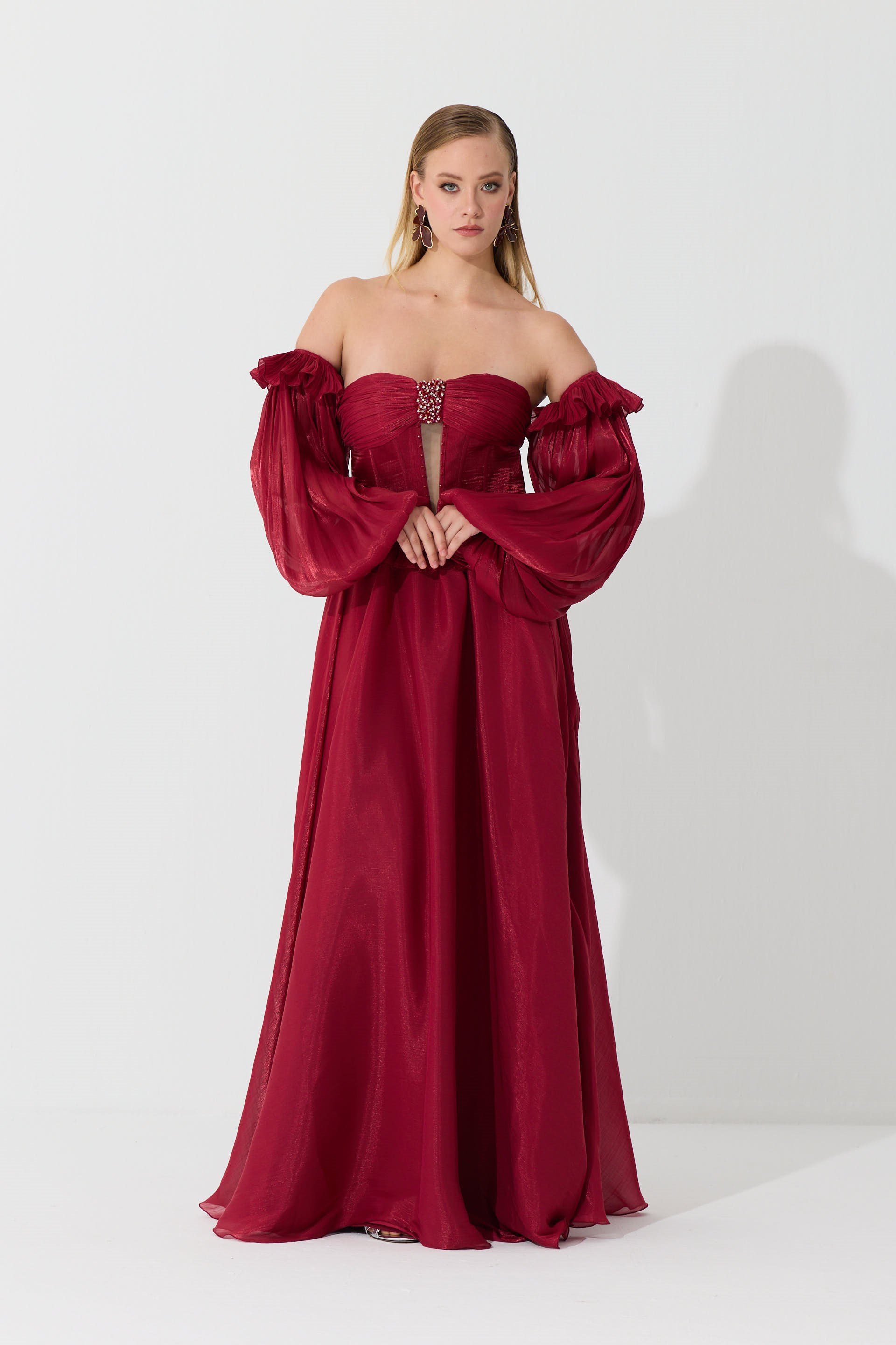 58740-3CARMENCarmen Bordo Straplez Taş Detaylı Organze Abiye Elbise