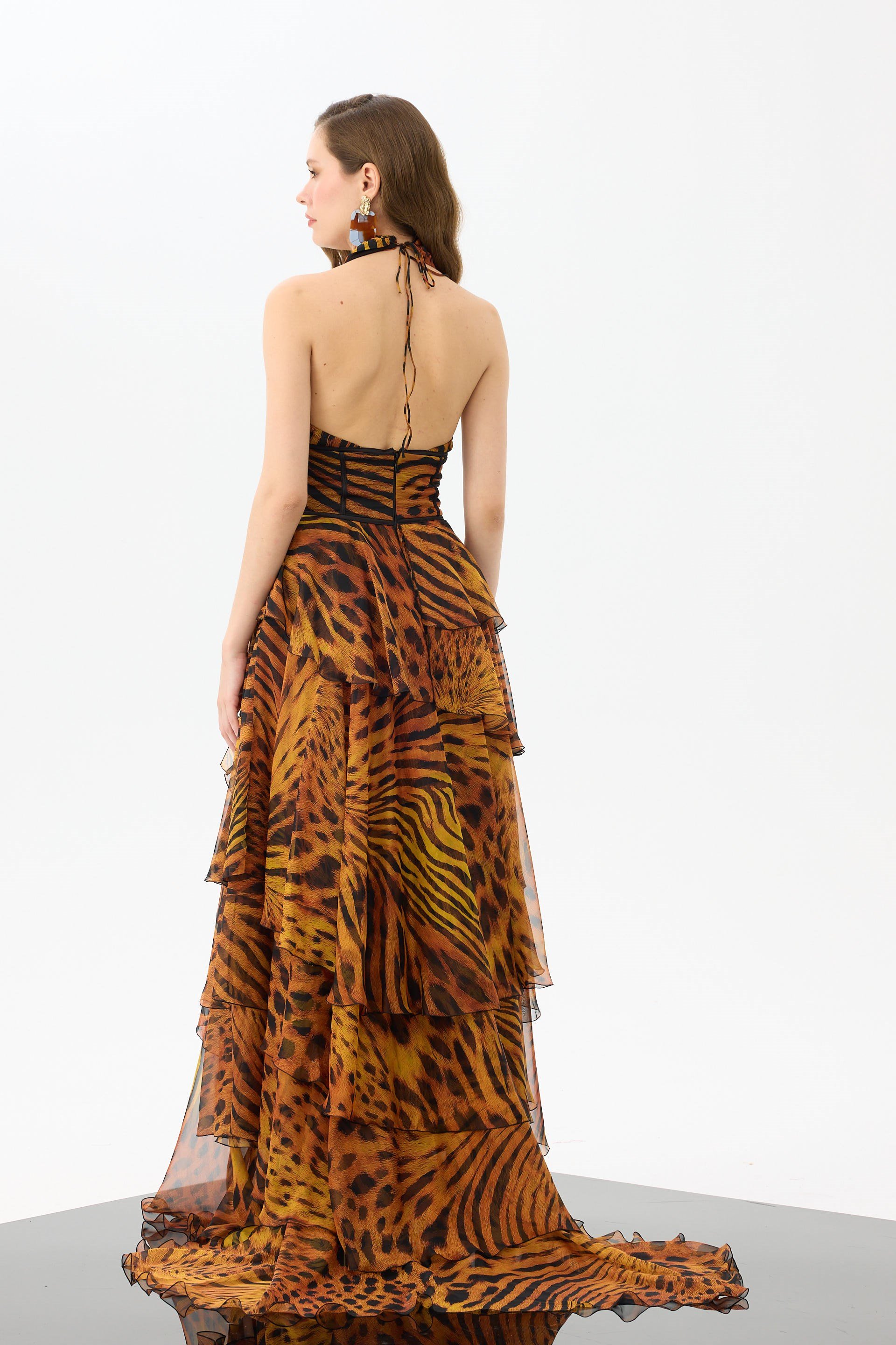58746-27CARMENCarmen Siyah Boyundan Bağlamalı Leopar Desenli Abiye Elbise