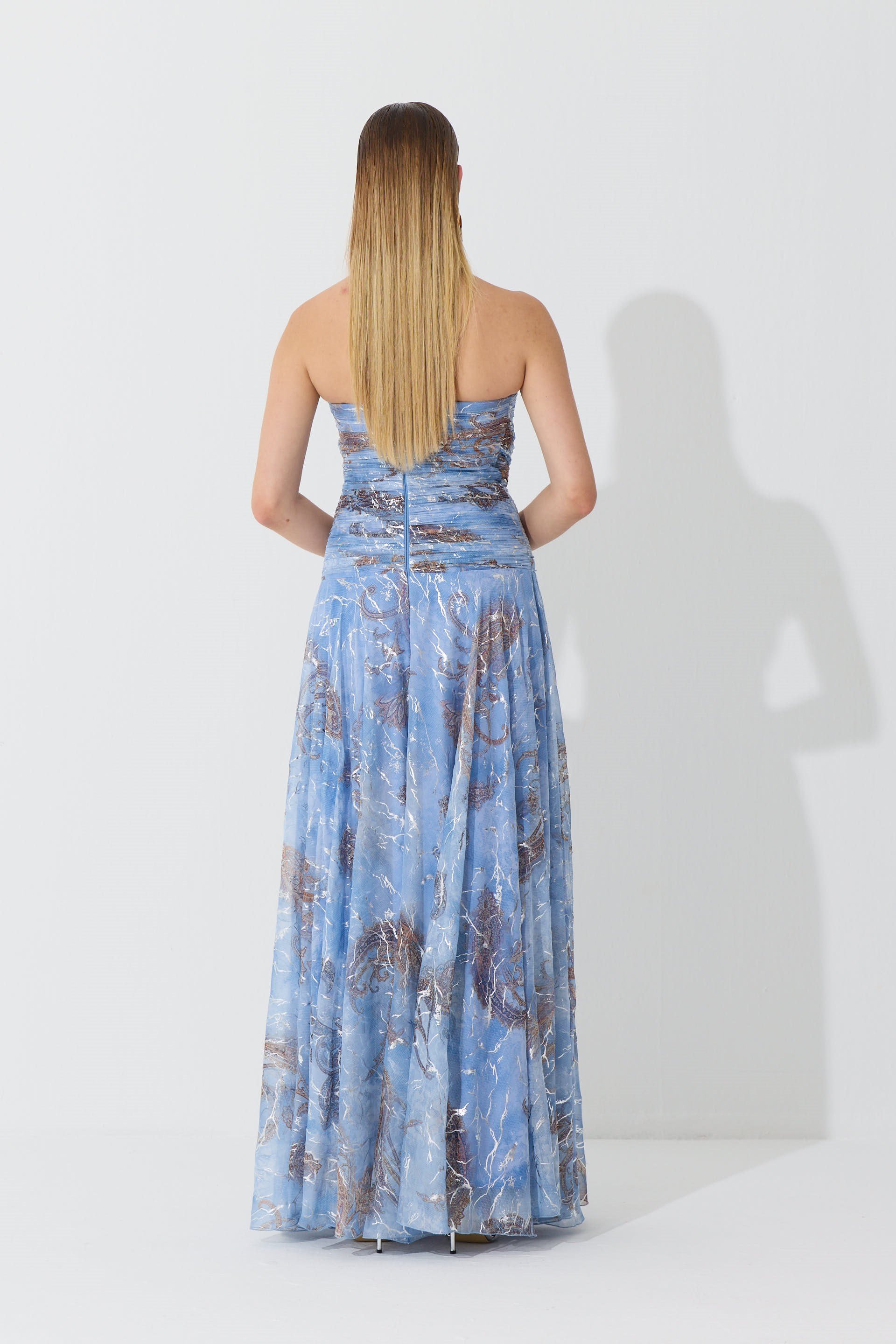 58778-54CARMENCarmen İndigo Straplez Desenli Abiye Elbise