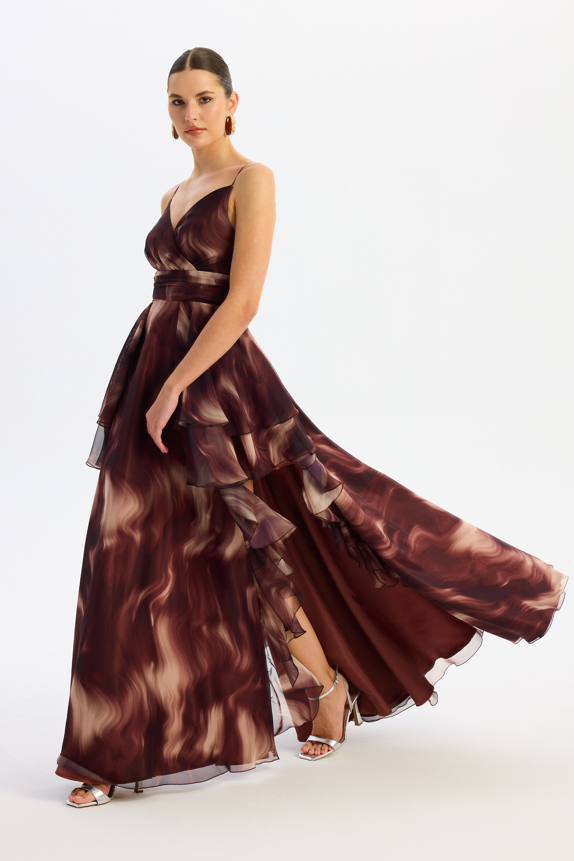 55886-38Eva FashionEva Fashion Kahve Askılı Yırtmaçlı Desenli Abiye Elbise