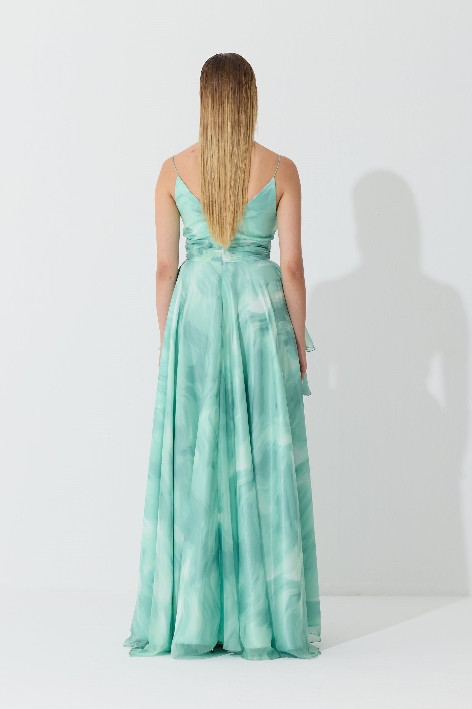 55886-86Eva FashionEva Fashion Çağla Askılı Yırtmaçlı Desenli Abiye Elbise