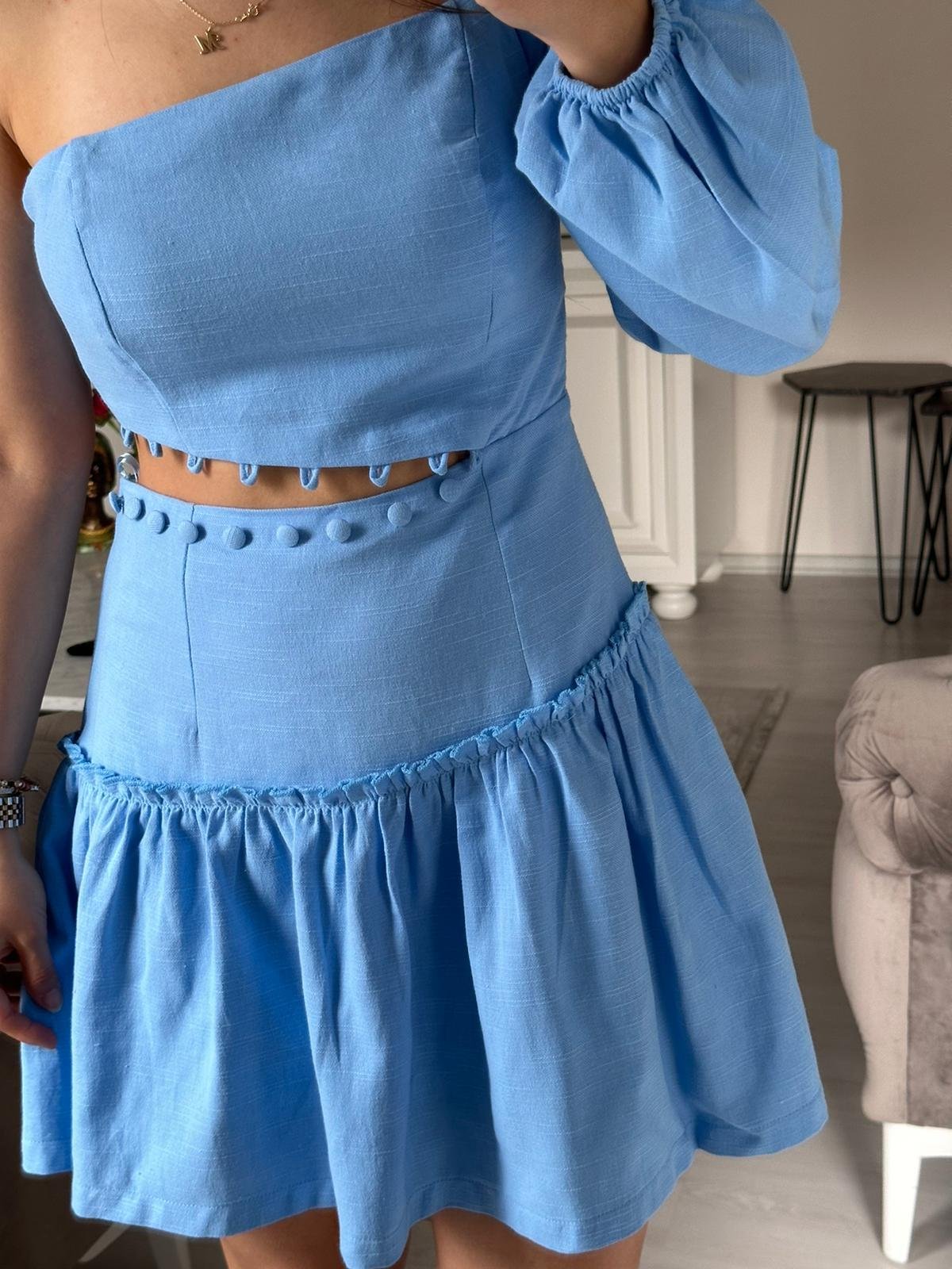 BEL DEKOLTELİ ELBİSE