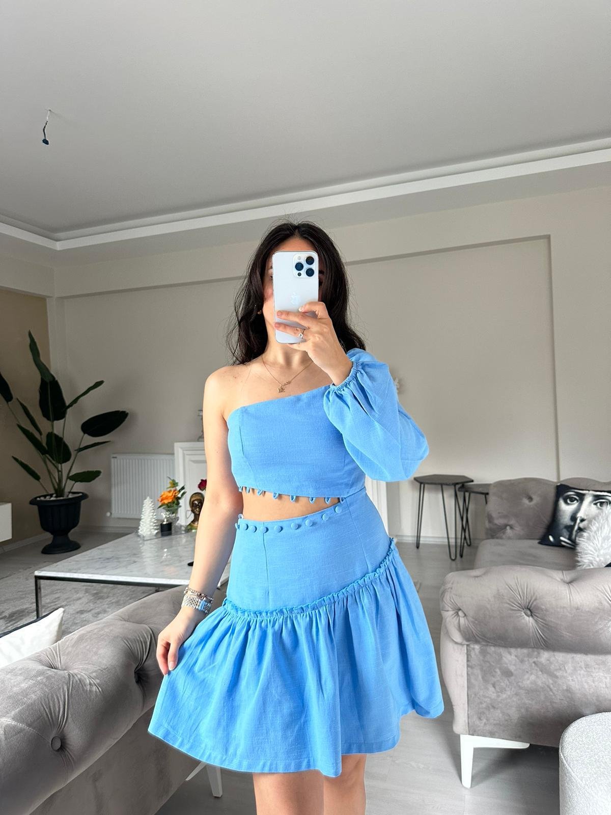 BEL DEKOLTELİ ELBİSE