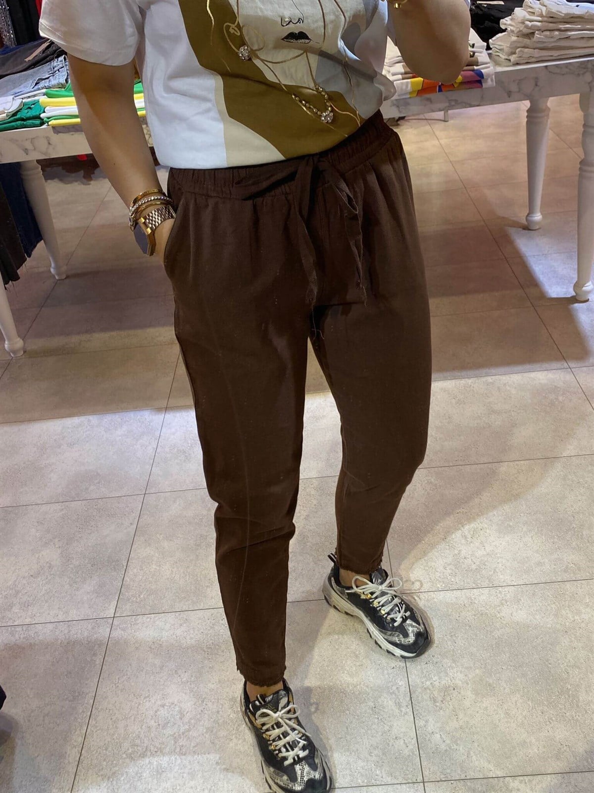 BELİ LASTİKLİ PANTOLON