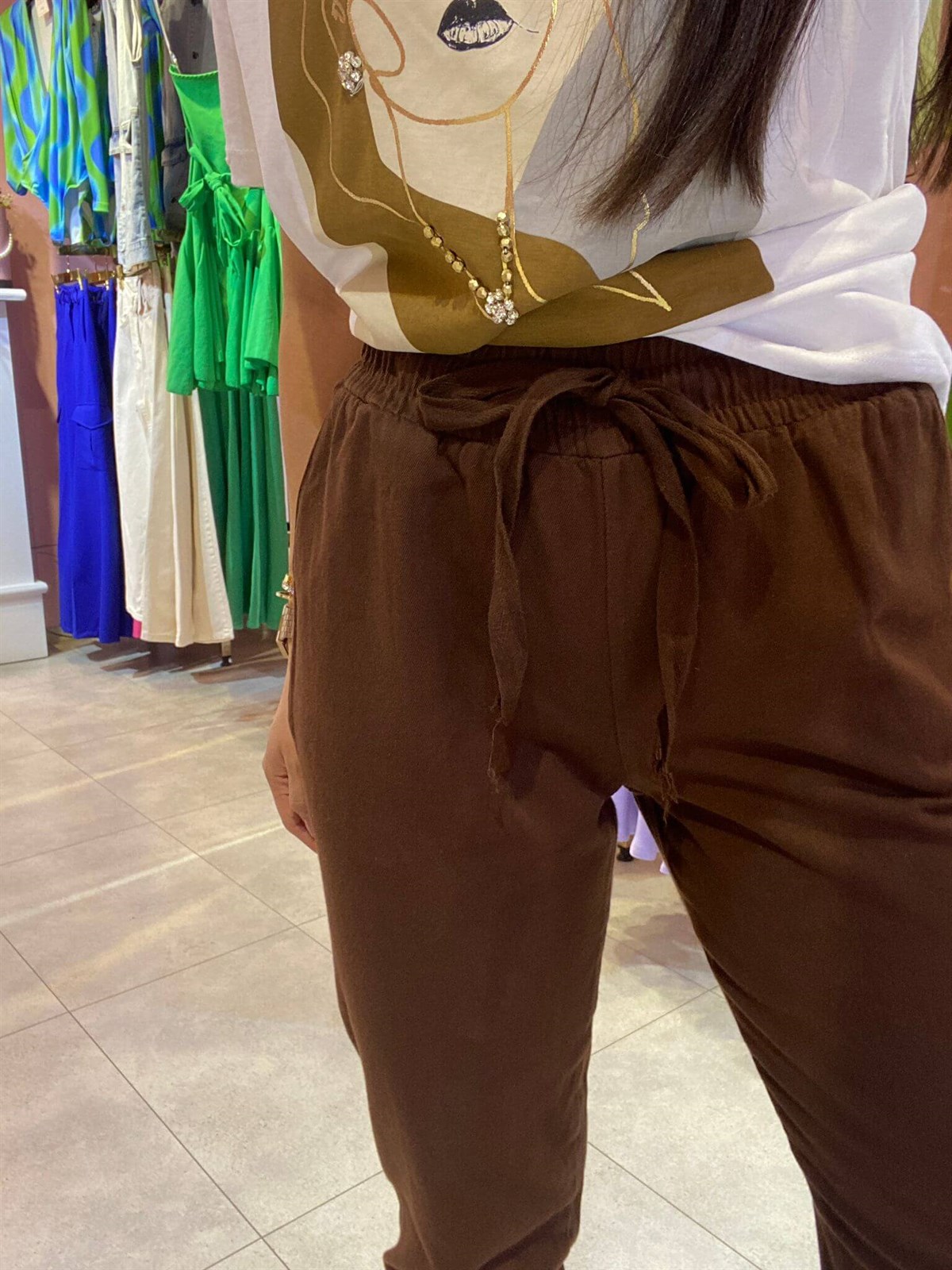 BELİ LASTİKLİ PANTOLON