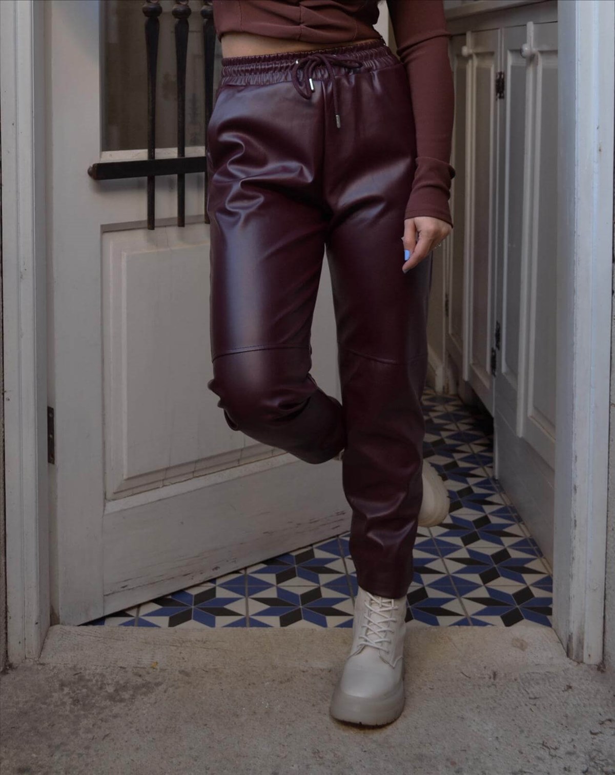 BORDO DERİ PANTOLON