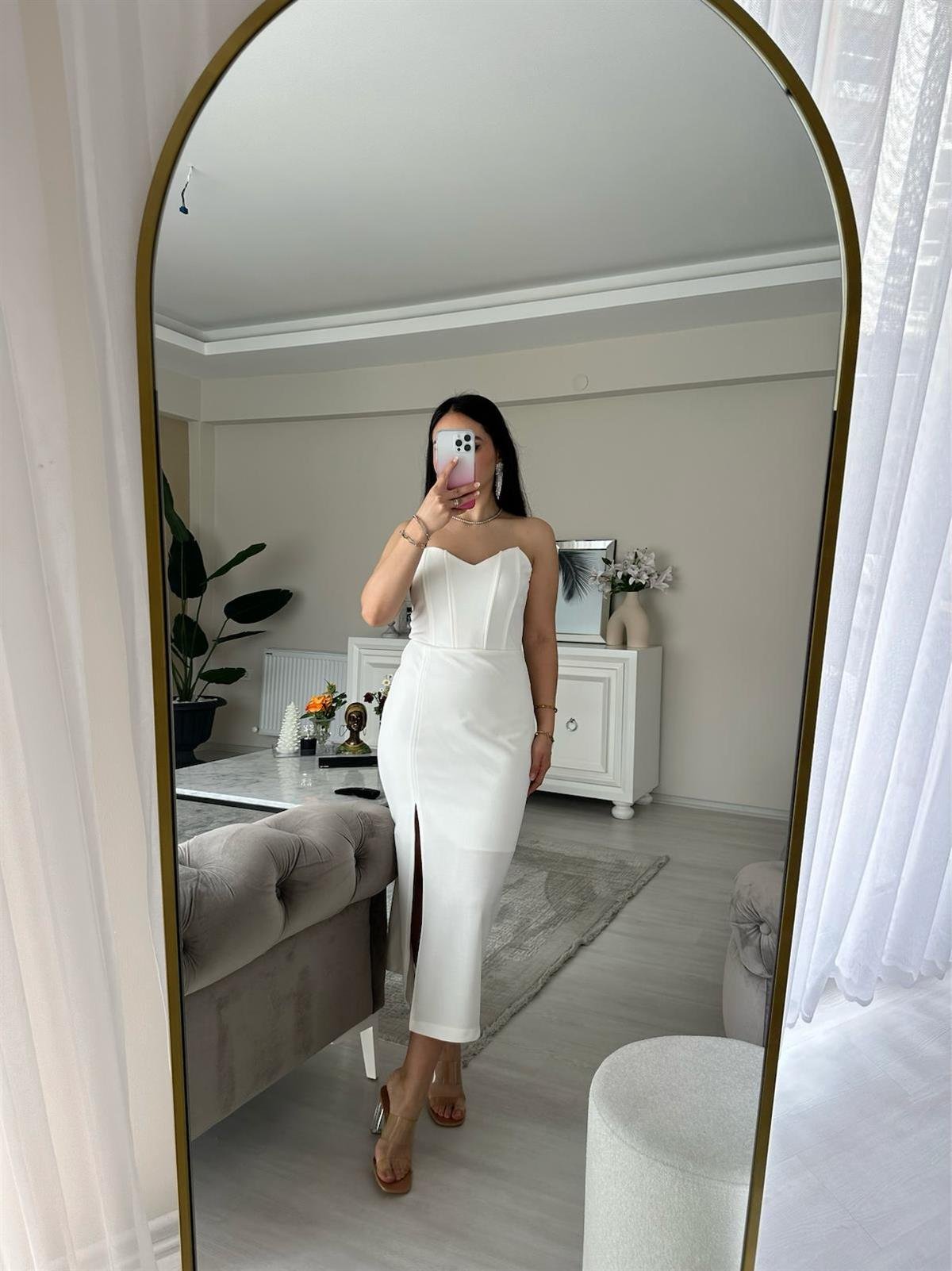 BÜSTİYERLİ KALEM ELBİSE