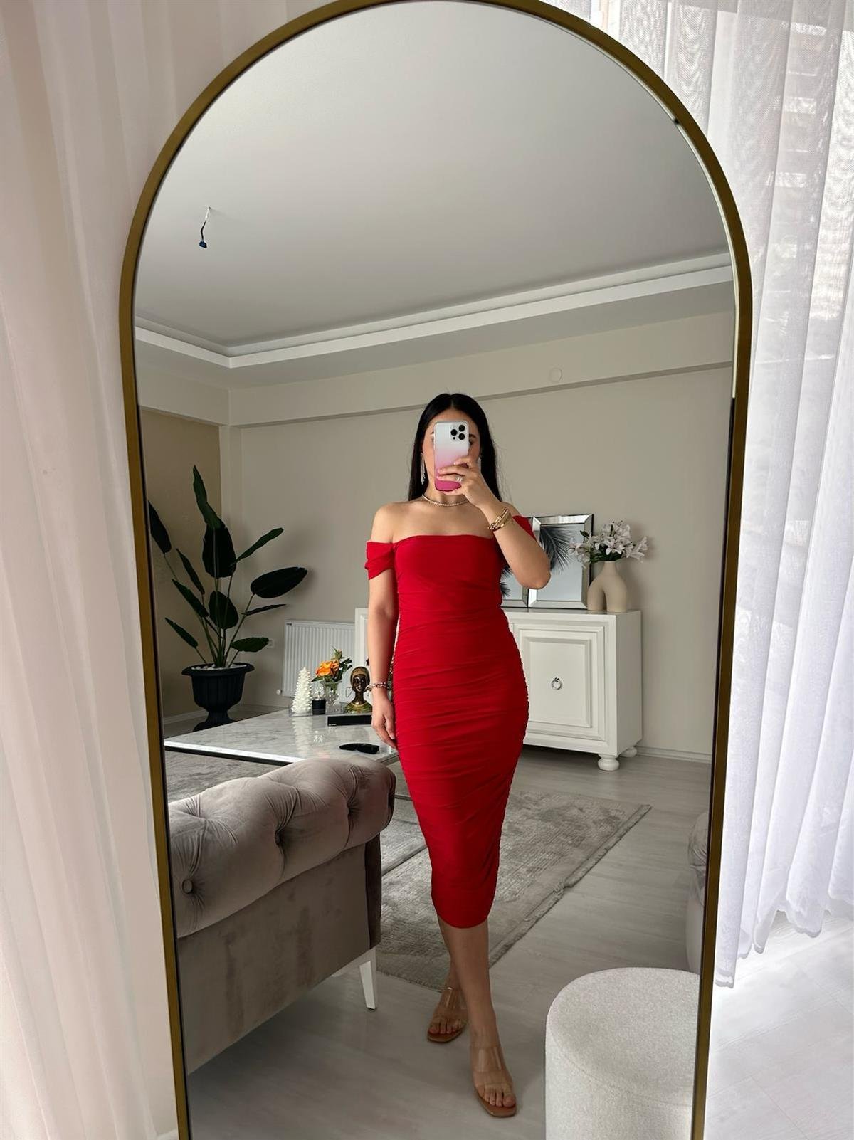 DRAPELİ KIRMIZI ELBİSE