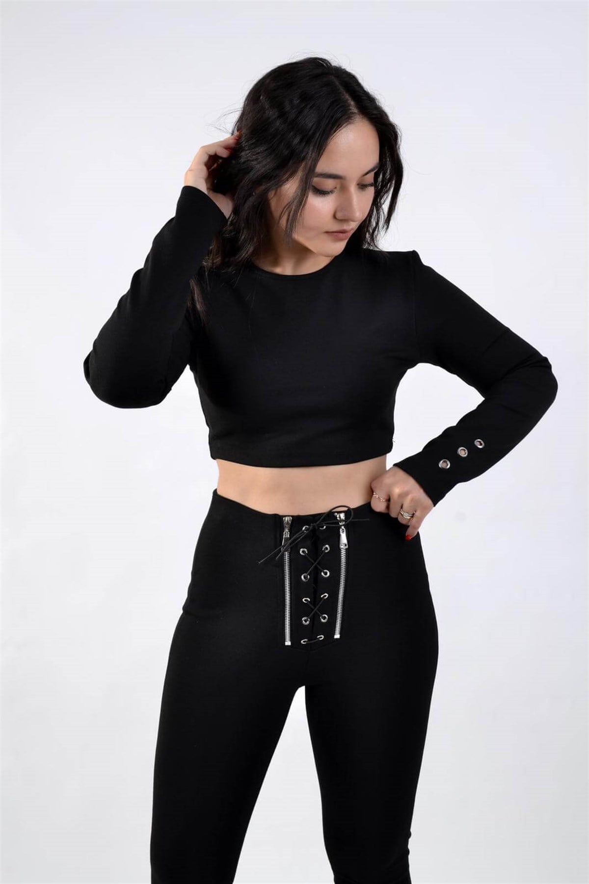 KUŞ GÖZÜ DETAYLI ÇELİK ÖRME CROP