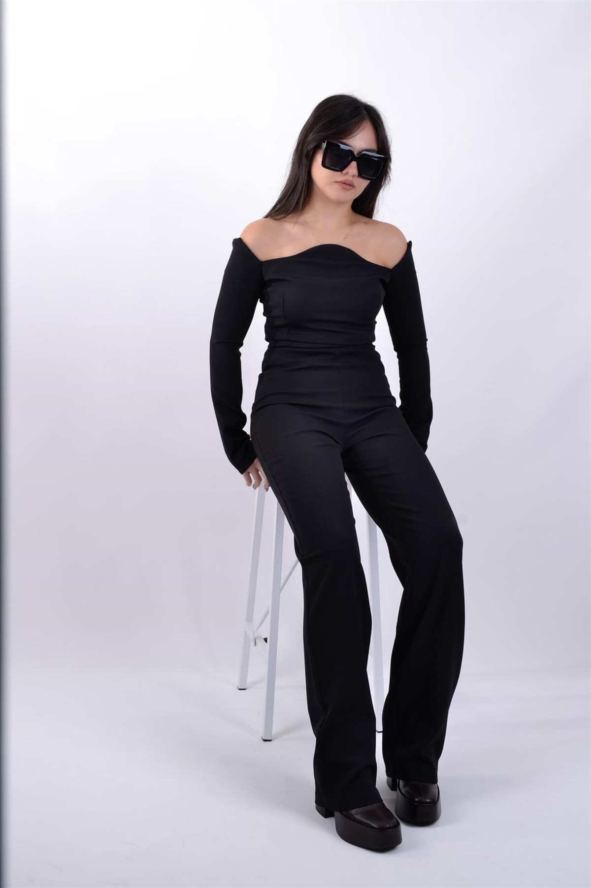 OMUZ DEKOLTELİ TULUM