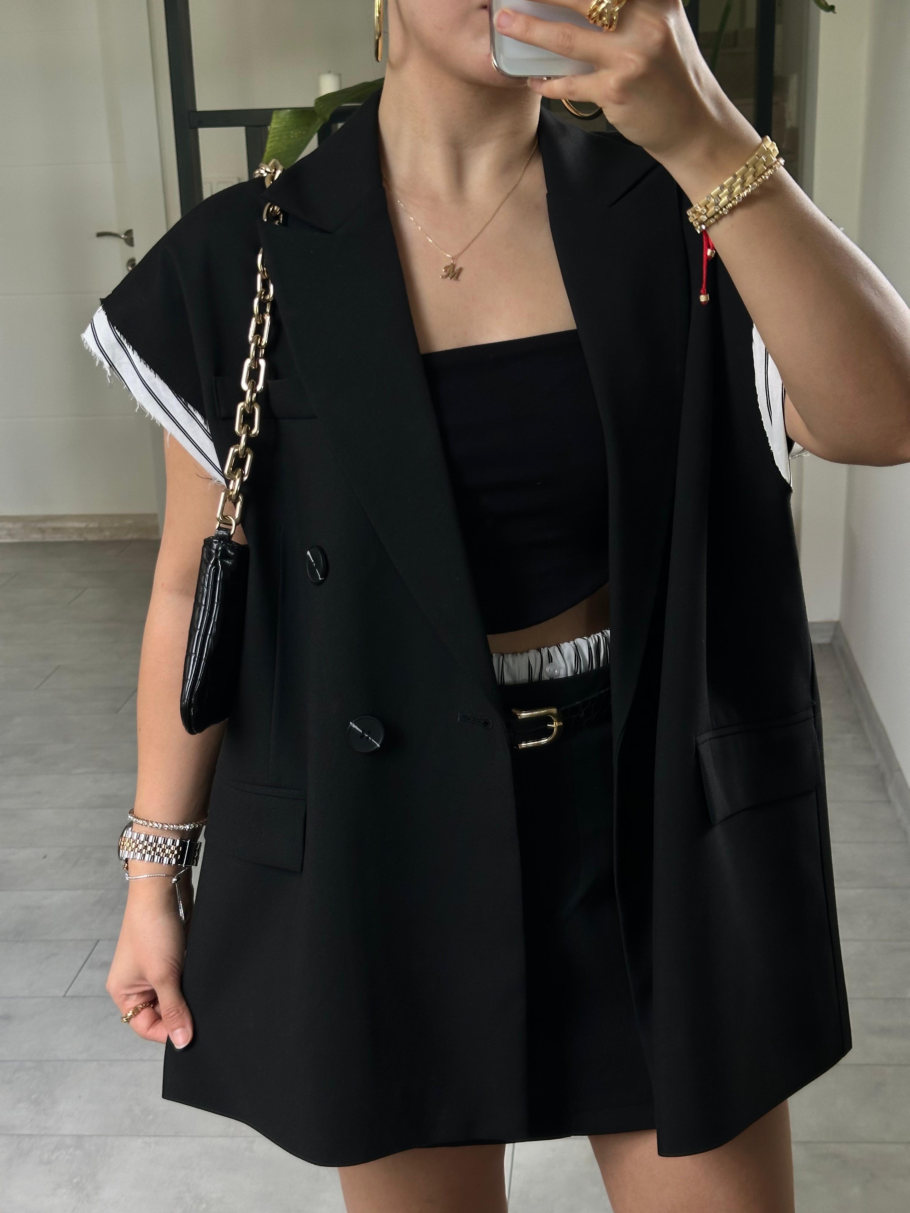 OVERSİZE SIRT DEKOLTELİ YELEK