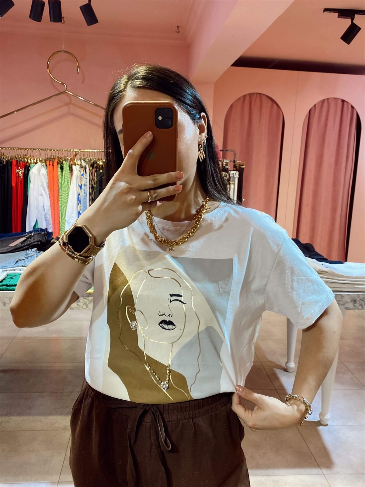 TAŞ DETAYLI TSHİRT