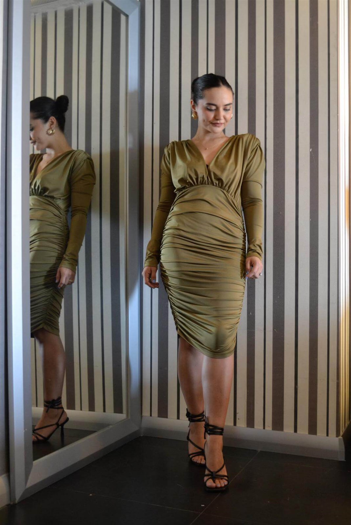 YAĞ YEŞİLİ DRAPELİ ELBİSE 