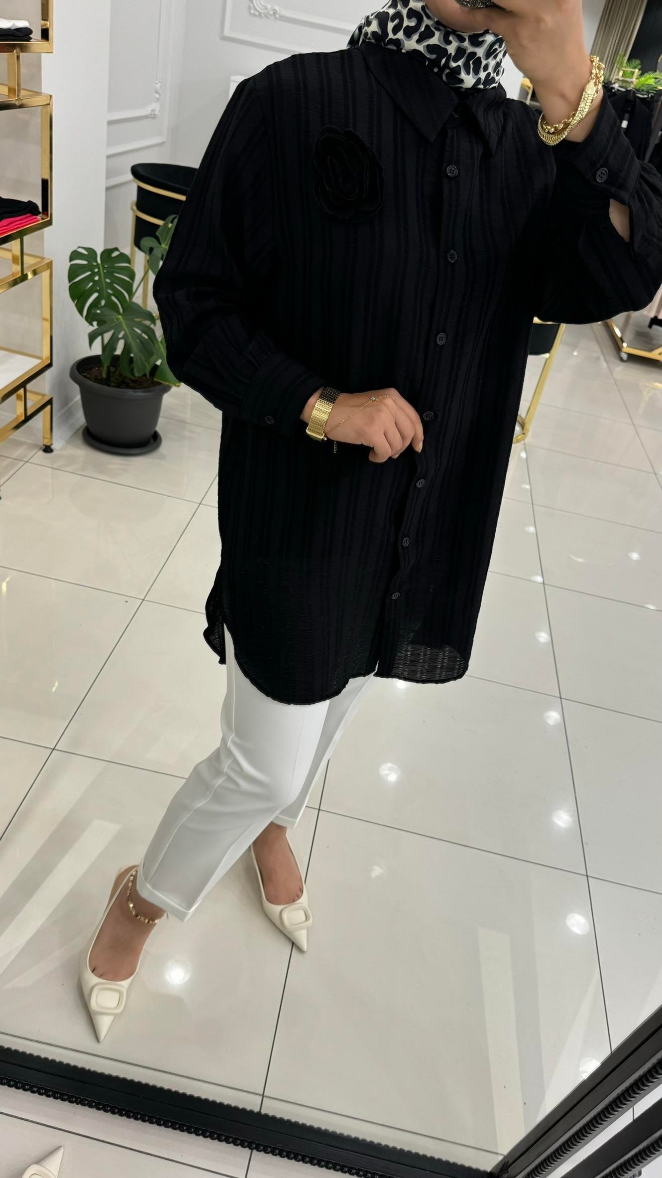 10513 Şerit gül gömlek