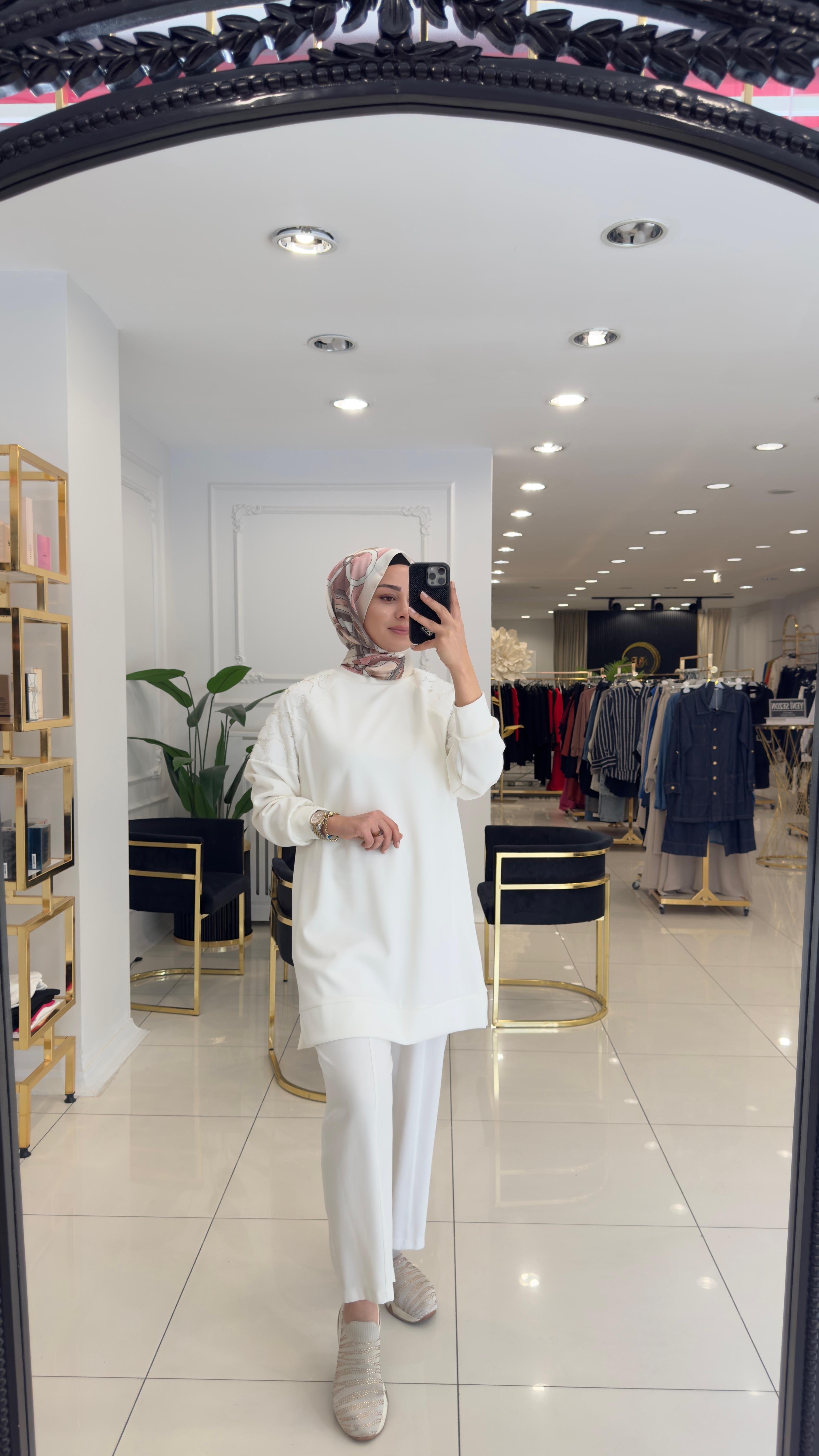 10616 Omuz işlemeli bambu tunik-EKRU