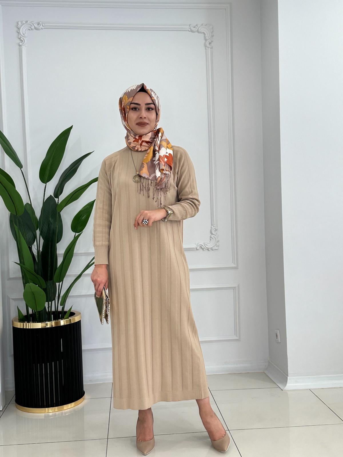 1401 Kalın fitilli triko elbise  CAMEL