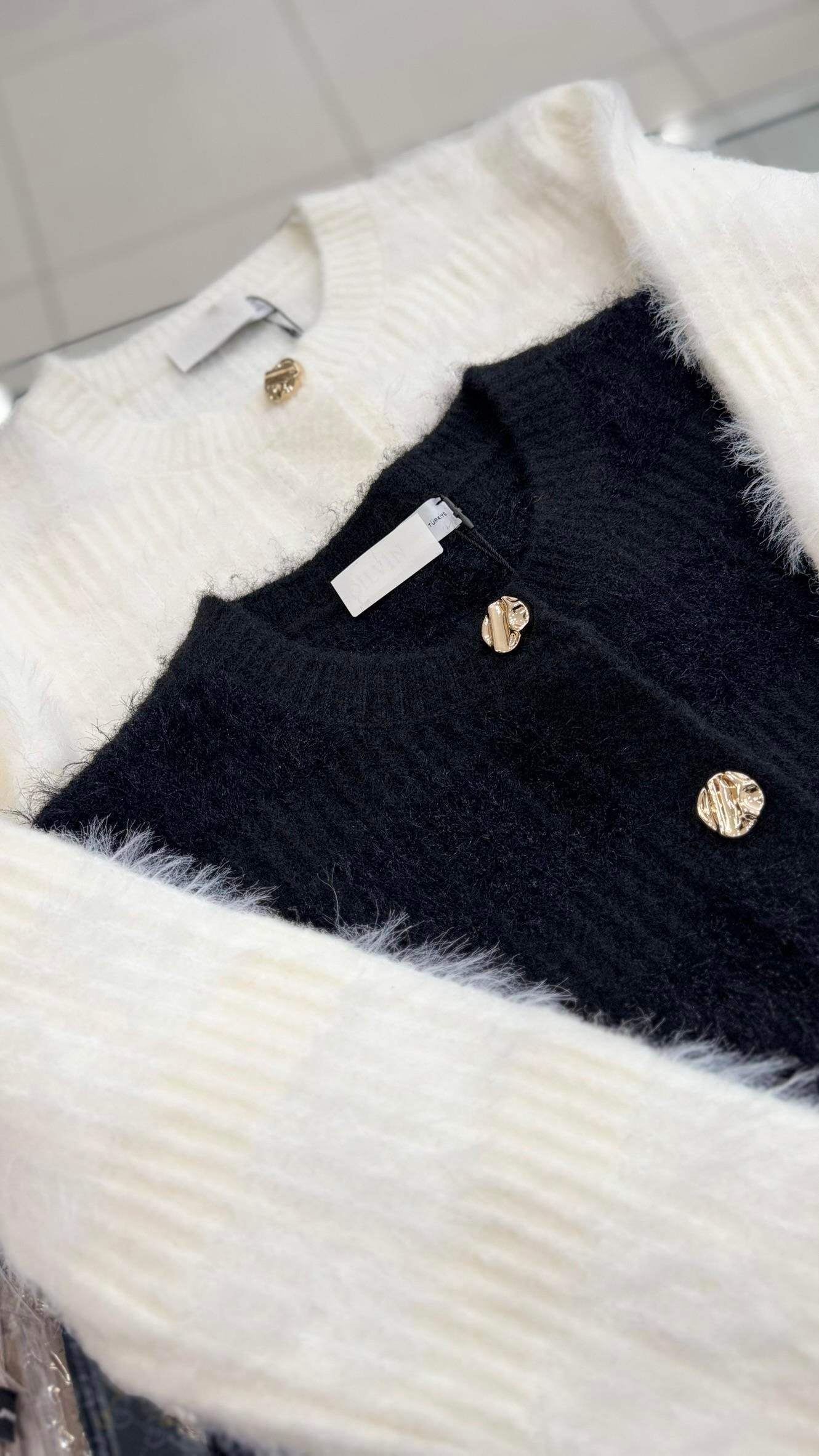 60990 Kırçıllı düğmeli hırka-SİYAH