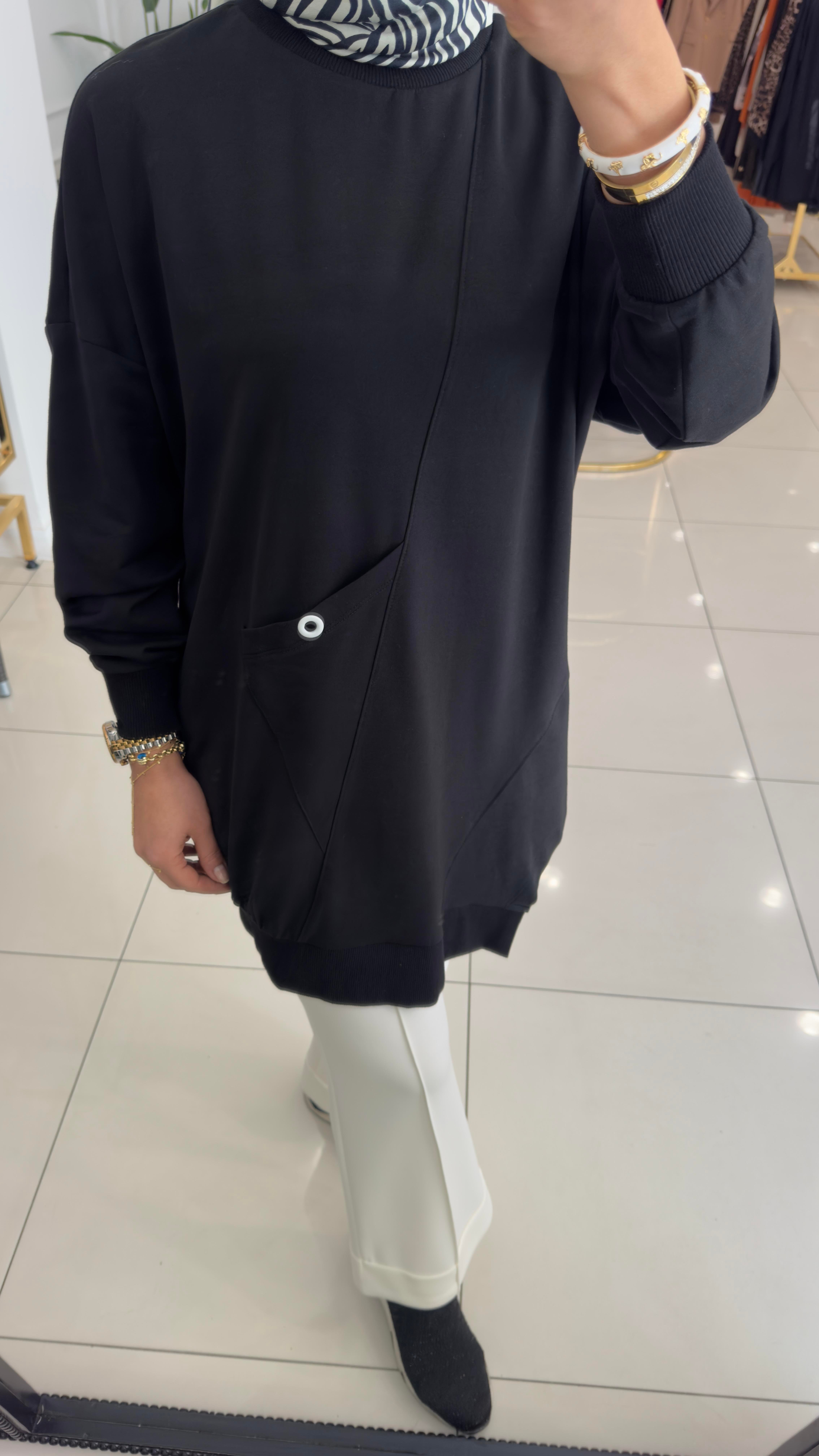 ÜÇGEN CEPLİ TUNİK SİYAH 