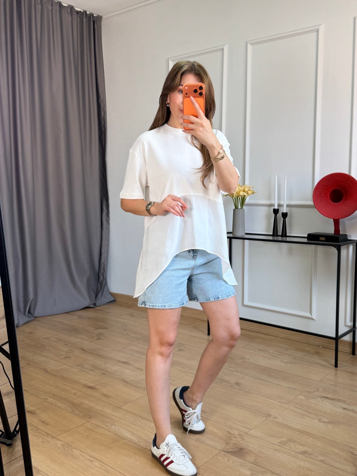 Ekru Eteği Garnili Tshirt