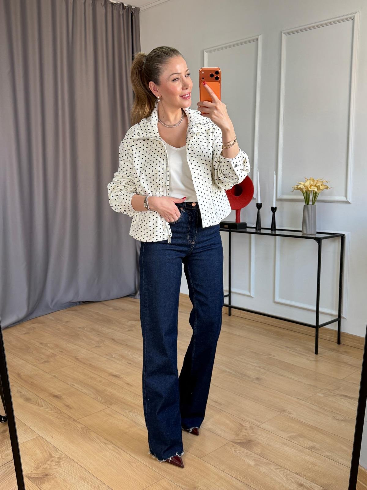 Ekru Puantiyeli Ceket