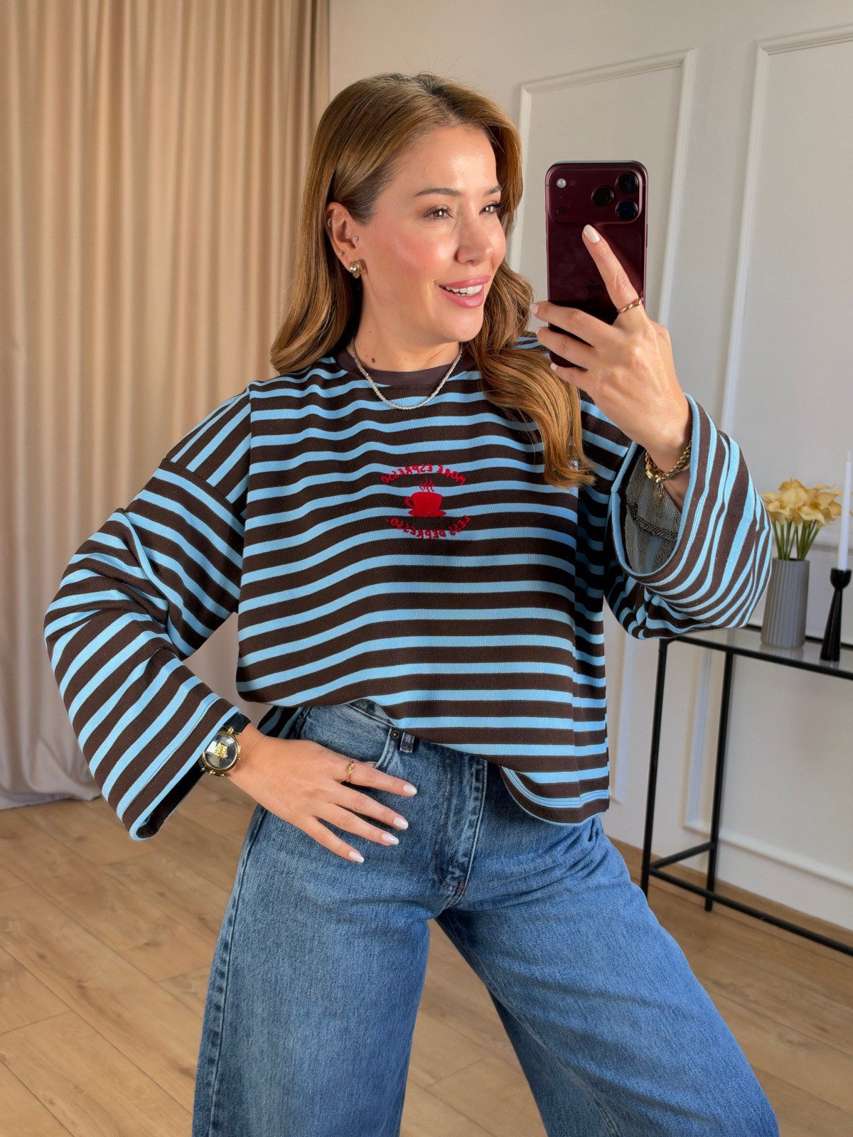 Kahve Çizgili Önü Baskılı Sweatshirt