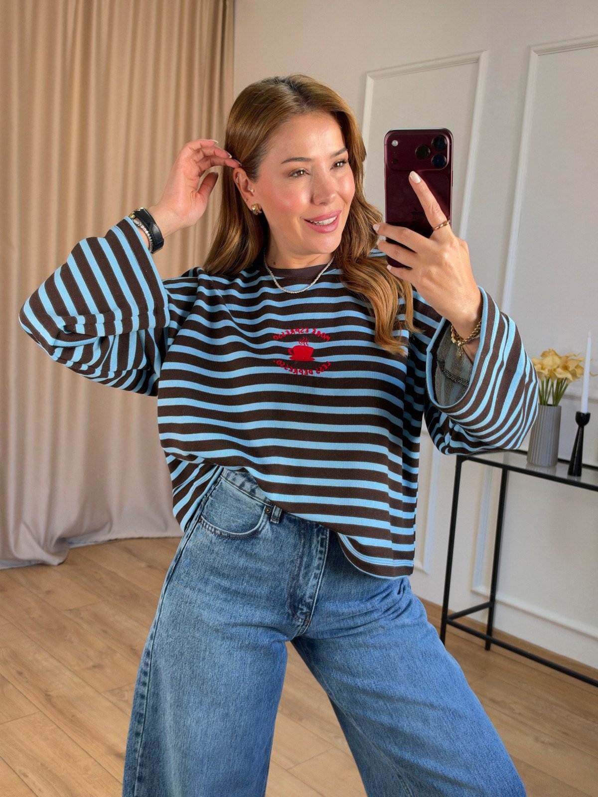 Kahve Çizgili Önü Baskılı Sweatshirt