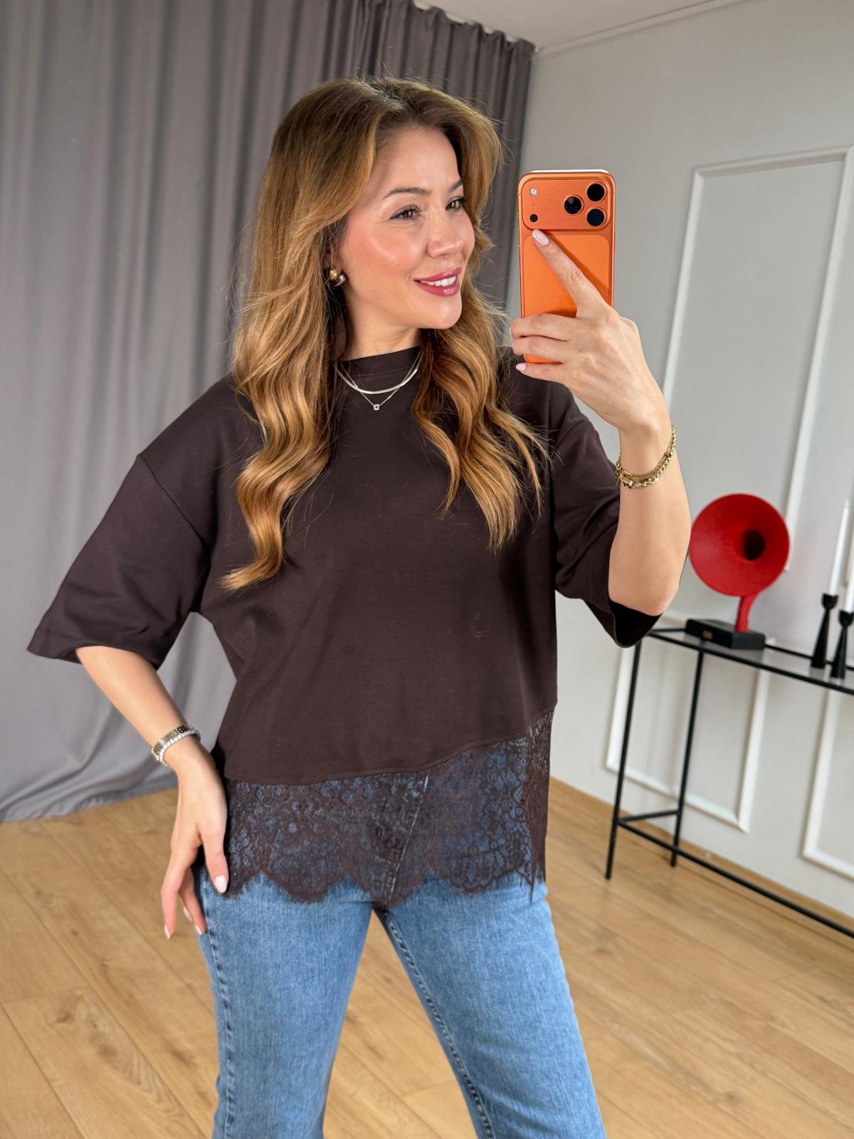 Kahve Etek Ucu Dantelli Tshirt