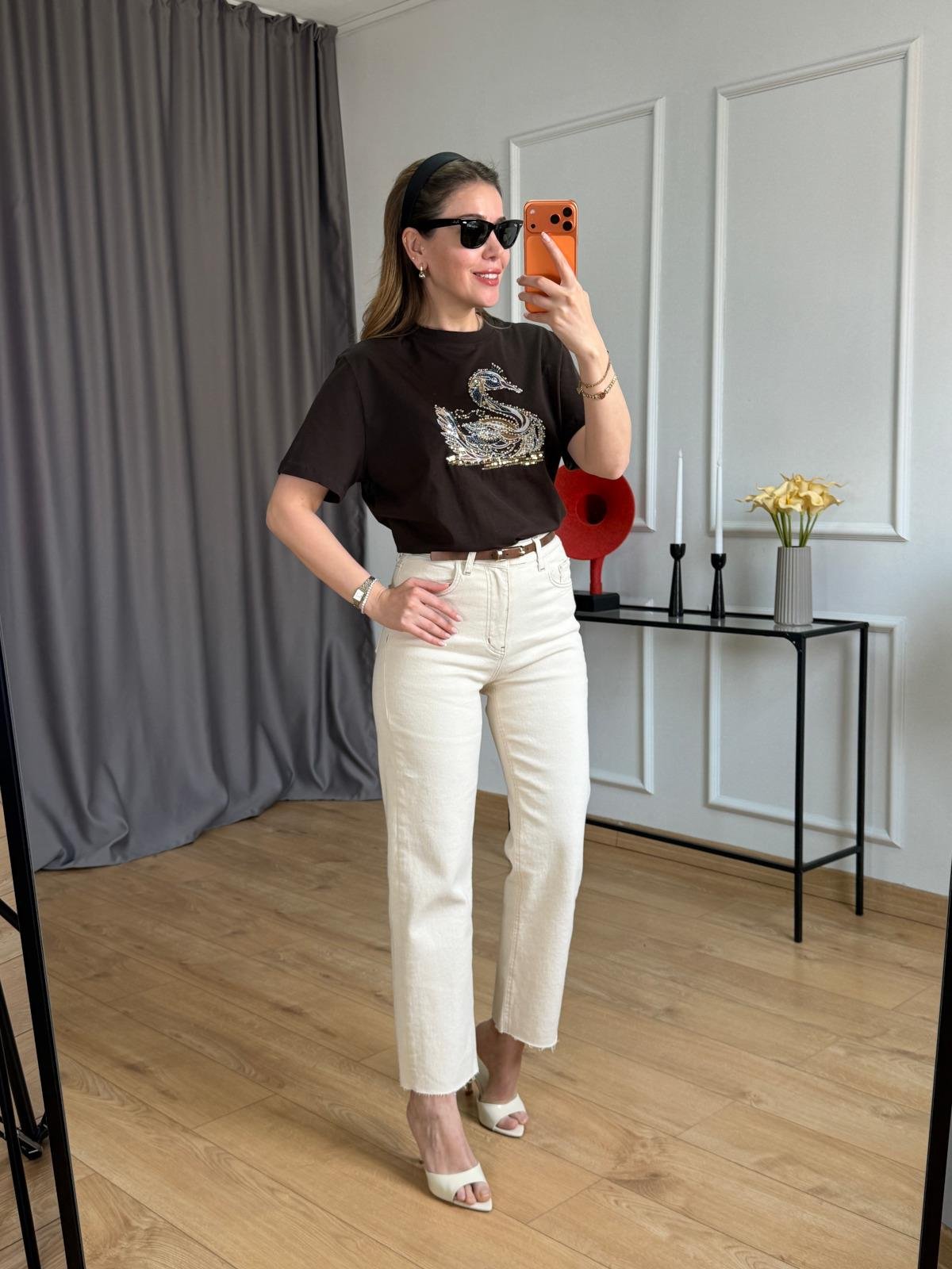 Kahve Kuğulu Tshirt