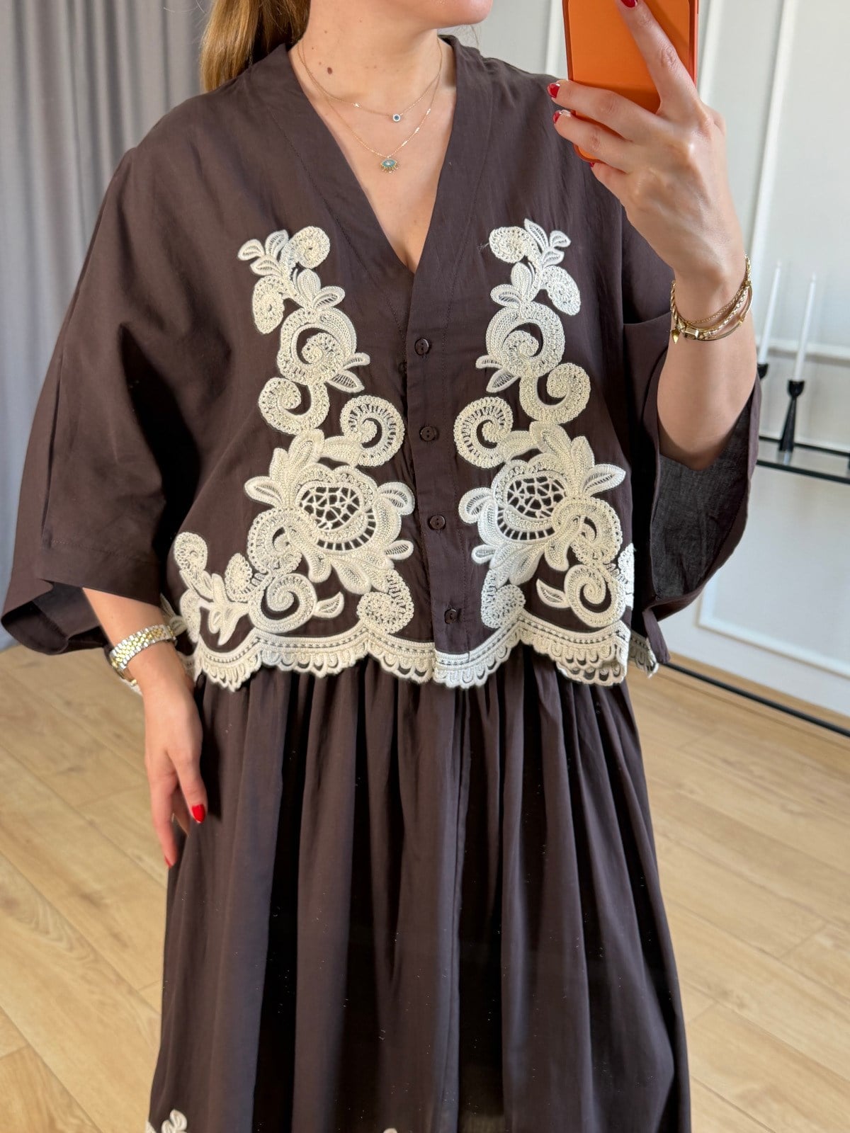Kahve Nakışlı Bluz Etek Takım