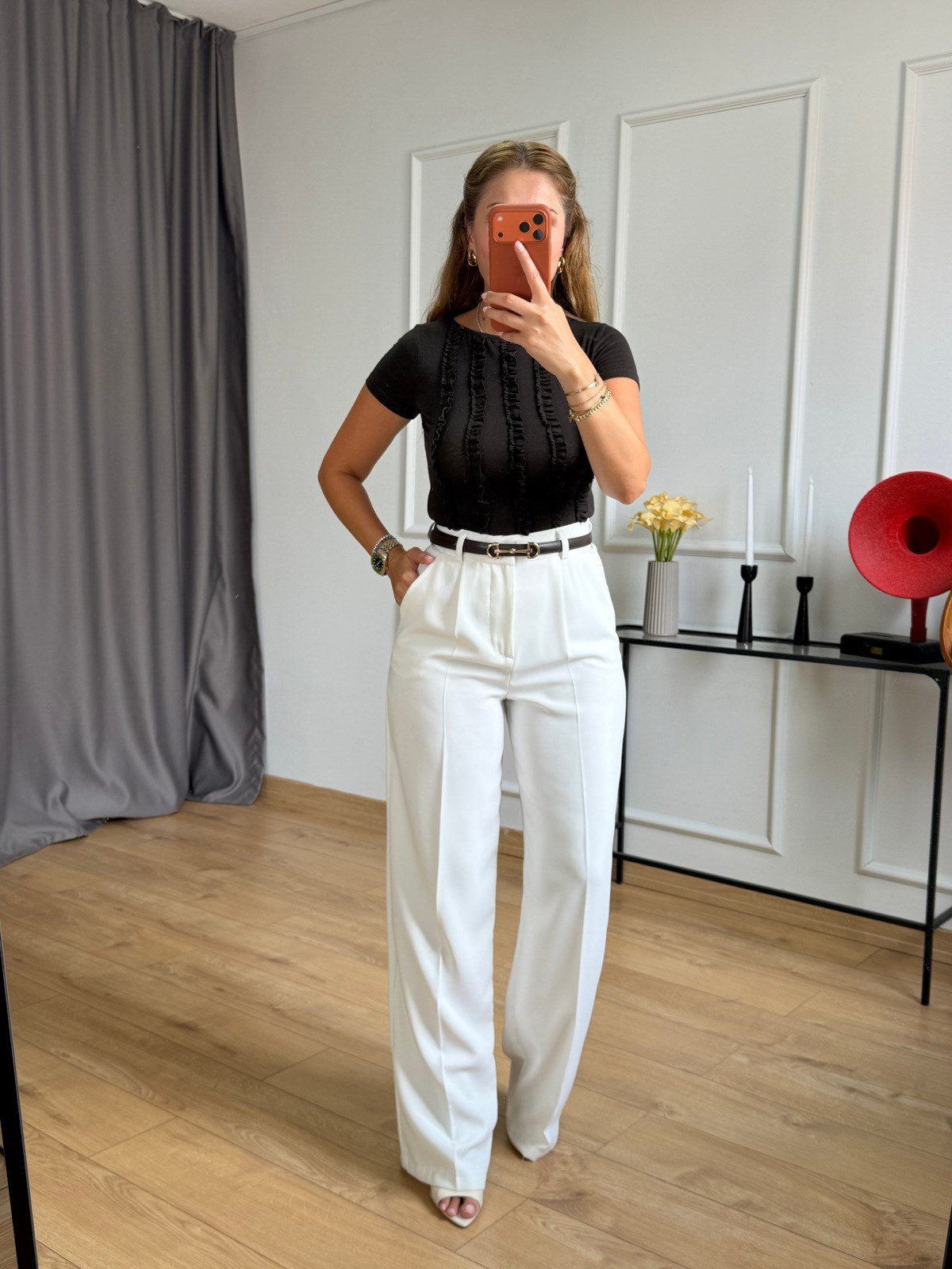 Kahve Önü Fırfır Detaylı Bluz