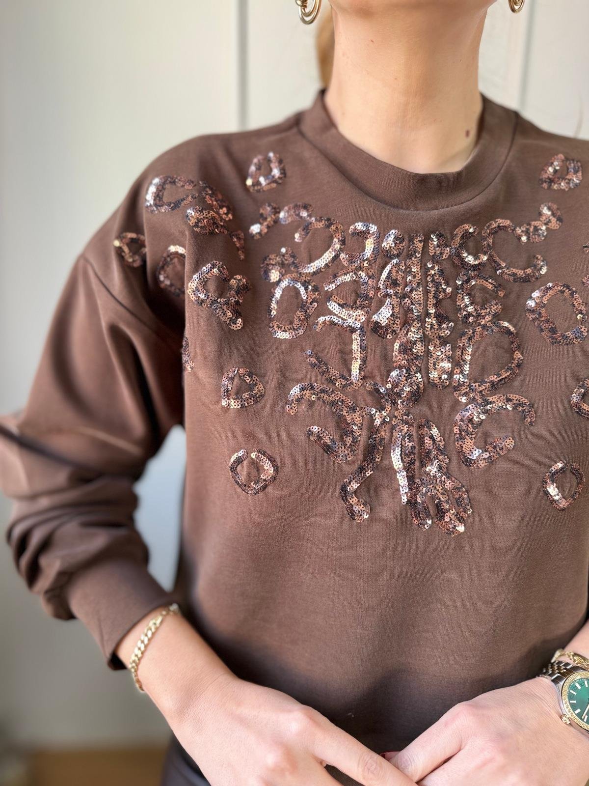 Kahve Pullu Sweatshirt