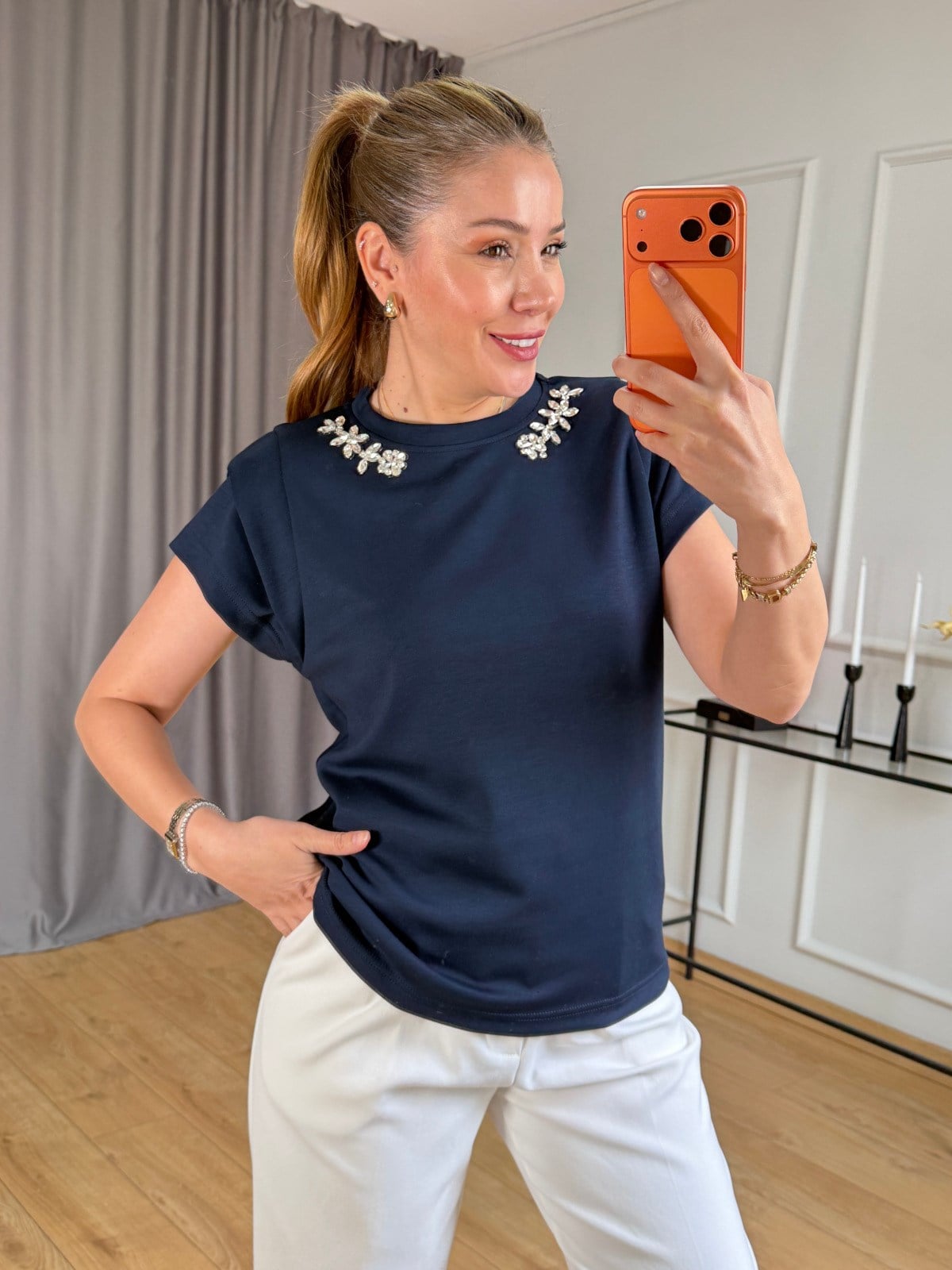 Lacivert Yaka Taşlı Vatkalı Tshirt