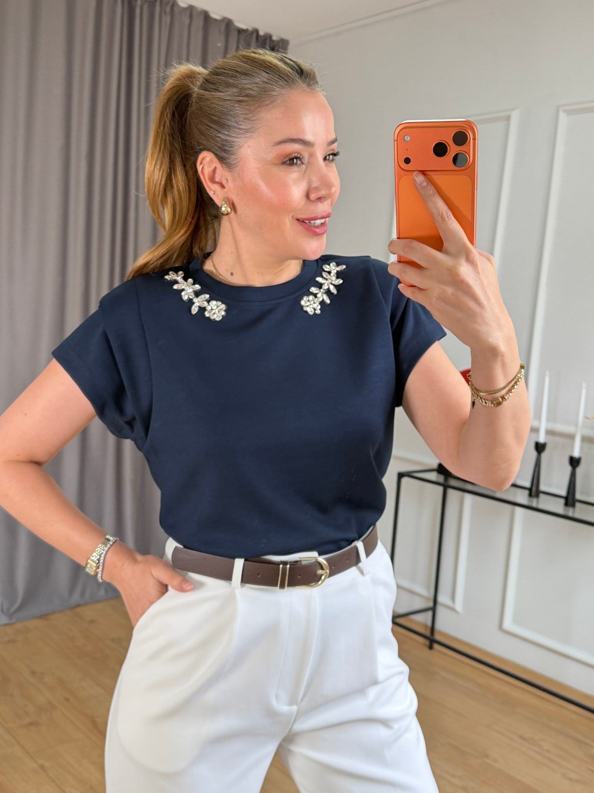 Lacivert Yaka Taşlı Vatkalı Tshirt