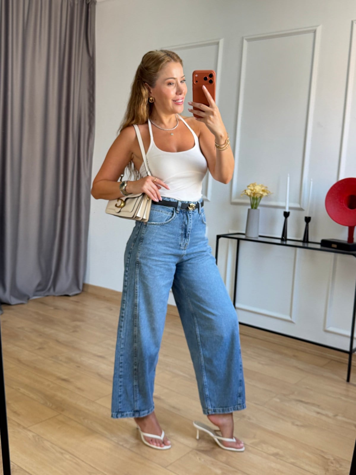 Mavi  Dikiş Detaylı Mom Jean