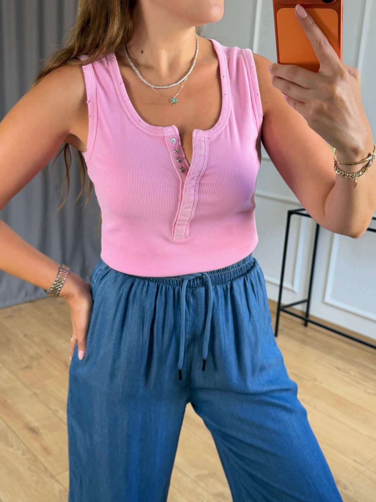 Pembe Eskitme Çıtçıtlı Atlet