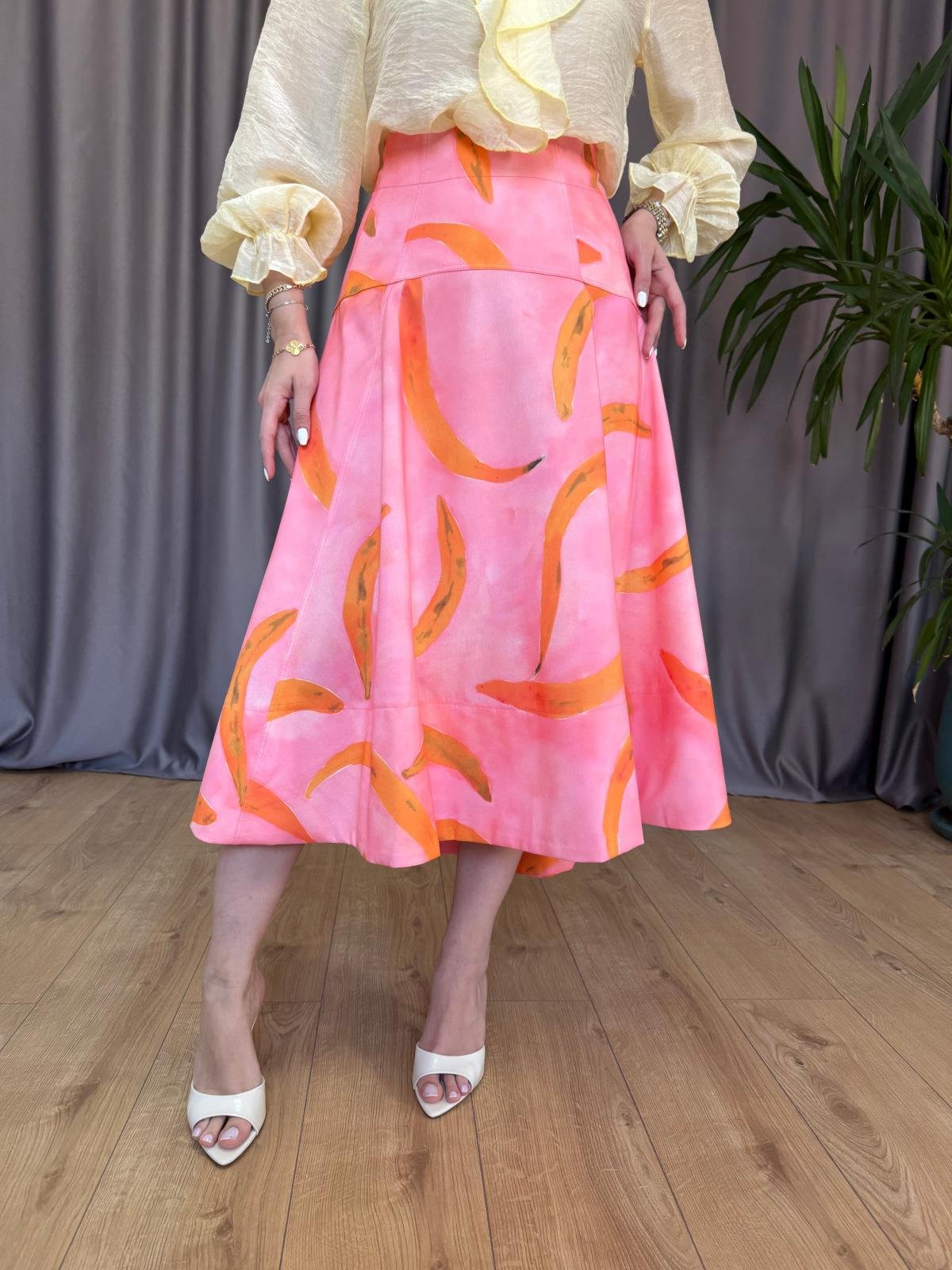 Pembe Model Desenli Etek