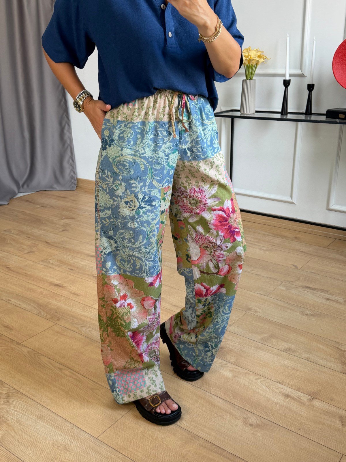 Pembe Yeşil Detaylı Pantolon