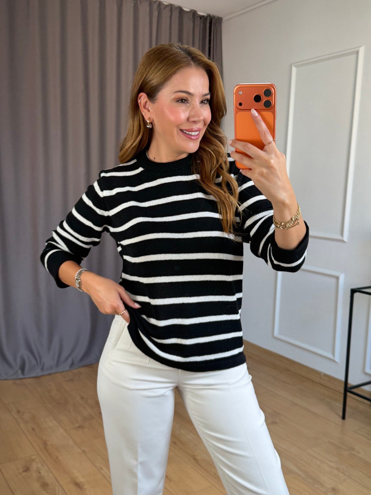 Siyah Çizgili Triko