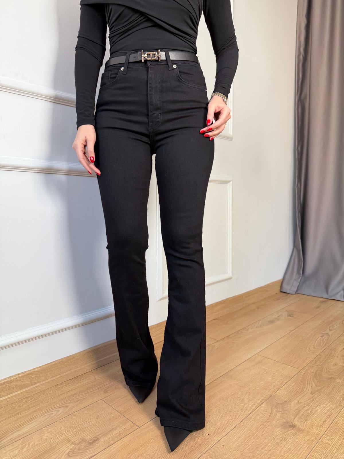 Siyah İspanyol Paça Jean