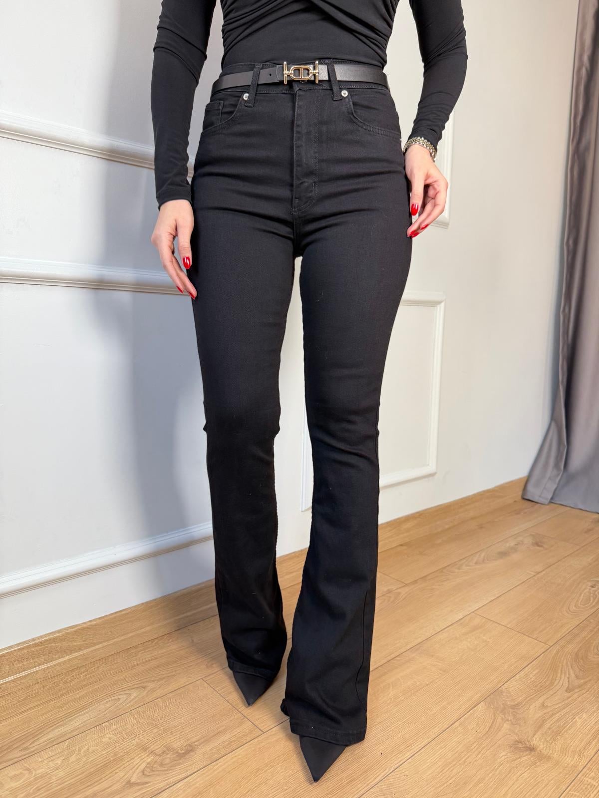 Siyah İspanyol Paça Jean