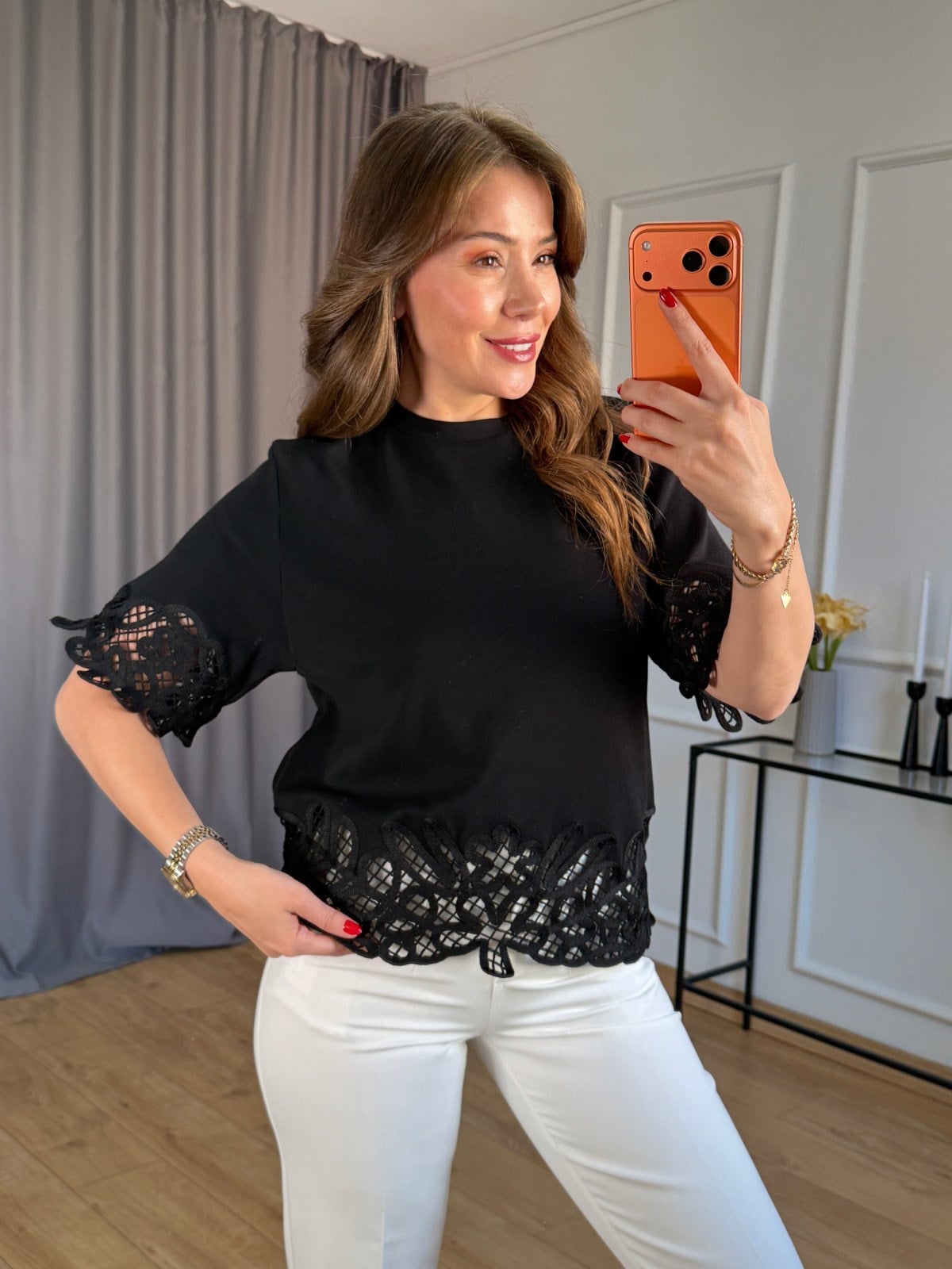 Siyah Örgü Detaylı Tshirt