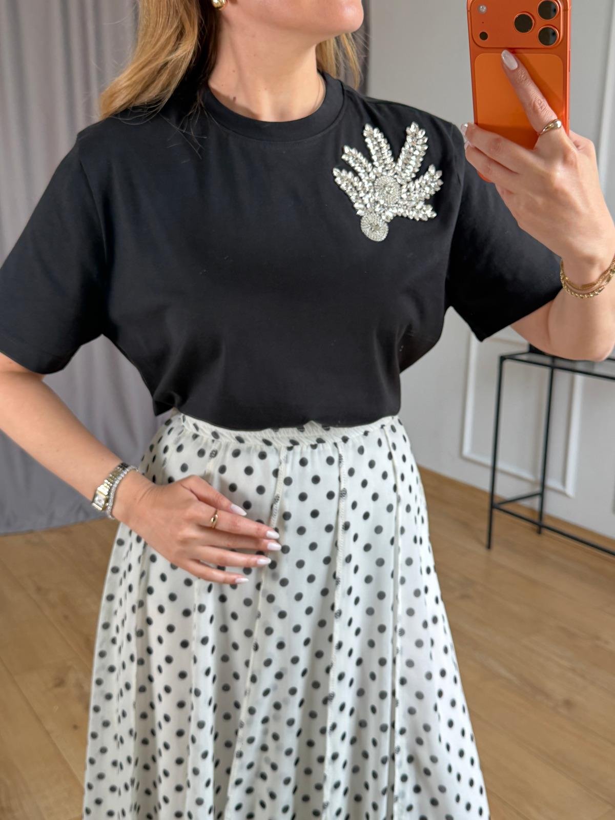 Siyah Yaprak Taşlı Tshirt
