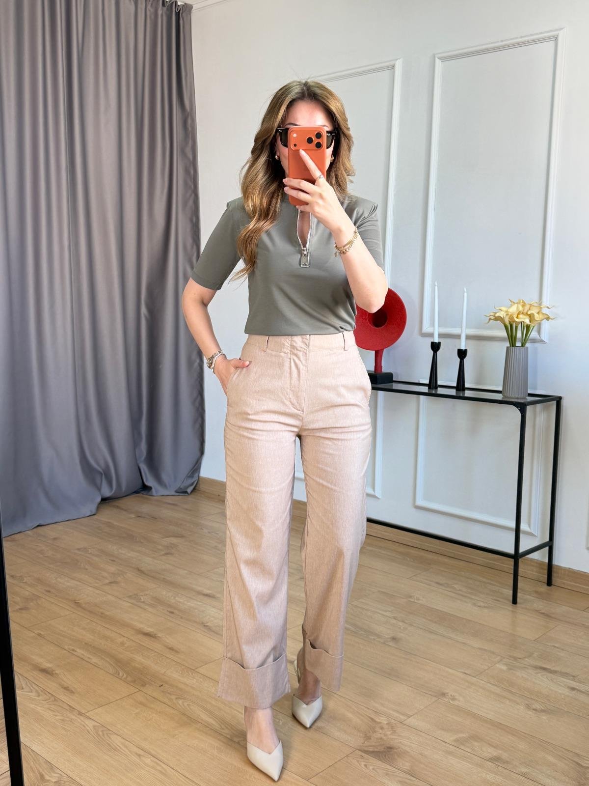 Taş Paça Detaylı Pantolon