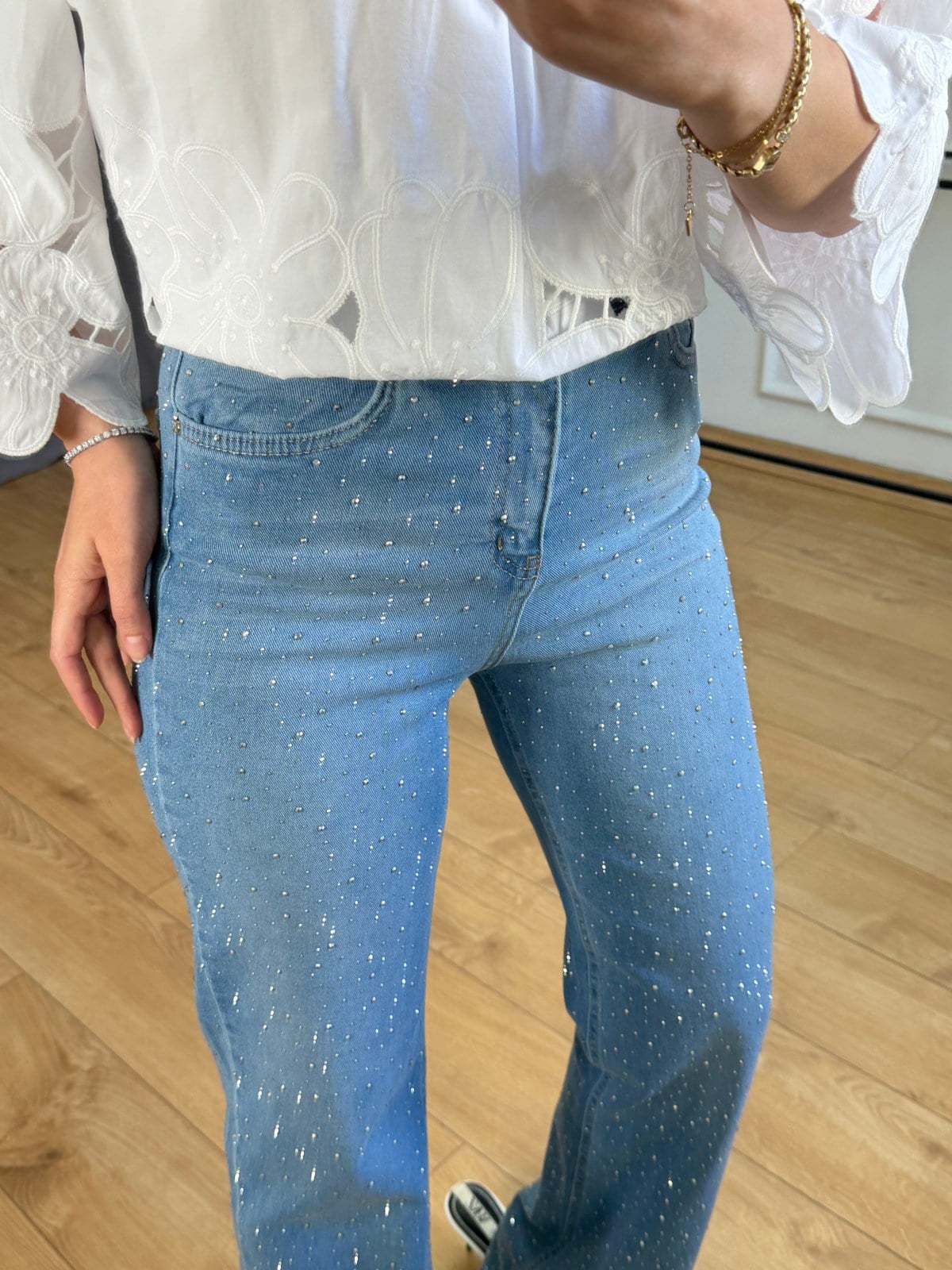 Taşlı Mavi Straight Jean