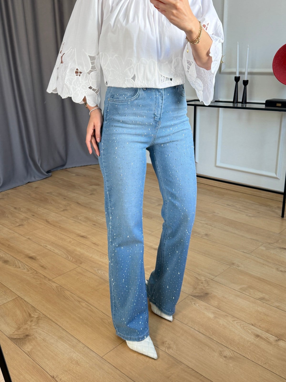 Taşlı Mavi Straight Jean
