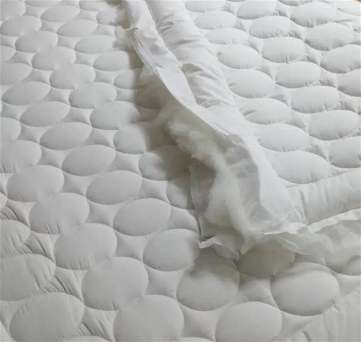 Merinos Kuzu Yünü Çift Kişilik Yorgan 195x215 Cm