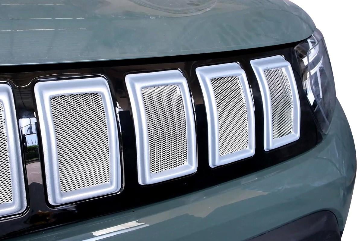 Dacia Duster 2 Ön Panjur (Jeep Model) ABS 2018+