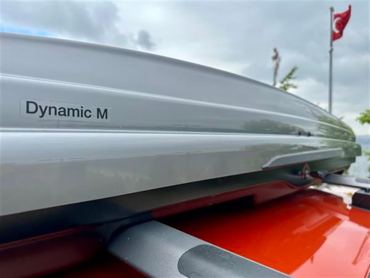 Dacia Duster Thule Dynamic M Port Bagaj Gri (340 Lt Thule Portbagaj)