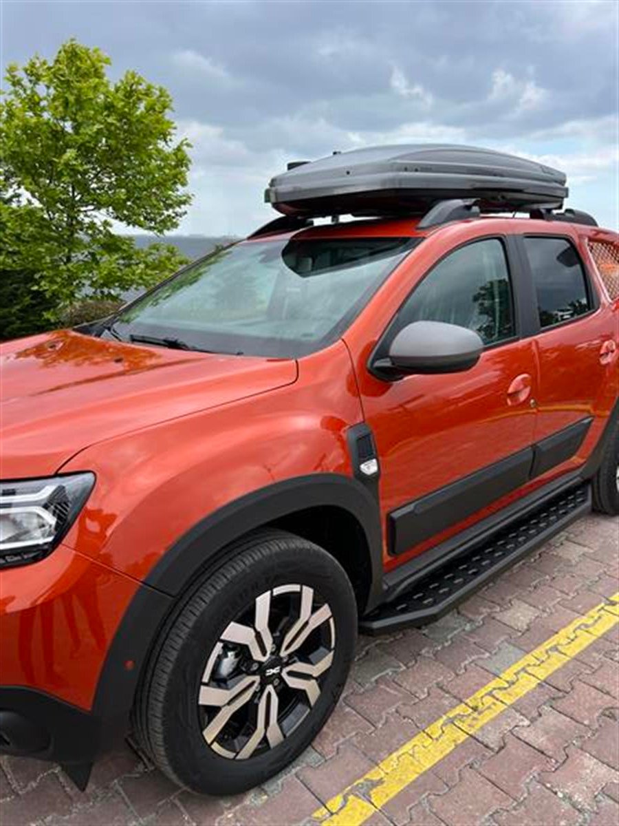 Dacia Duster Thule Dynamic M Port Bagaj Gri (340 Lt Thule Portbagaj)